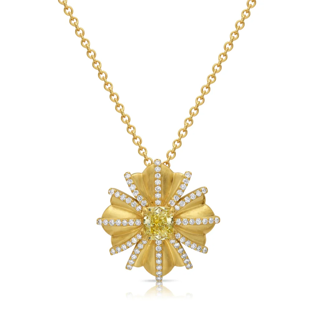 The Meelie Flower Diamond Pendant